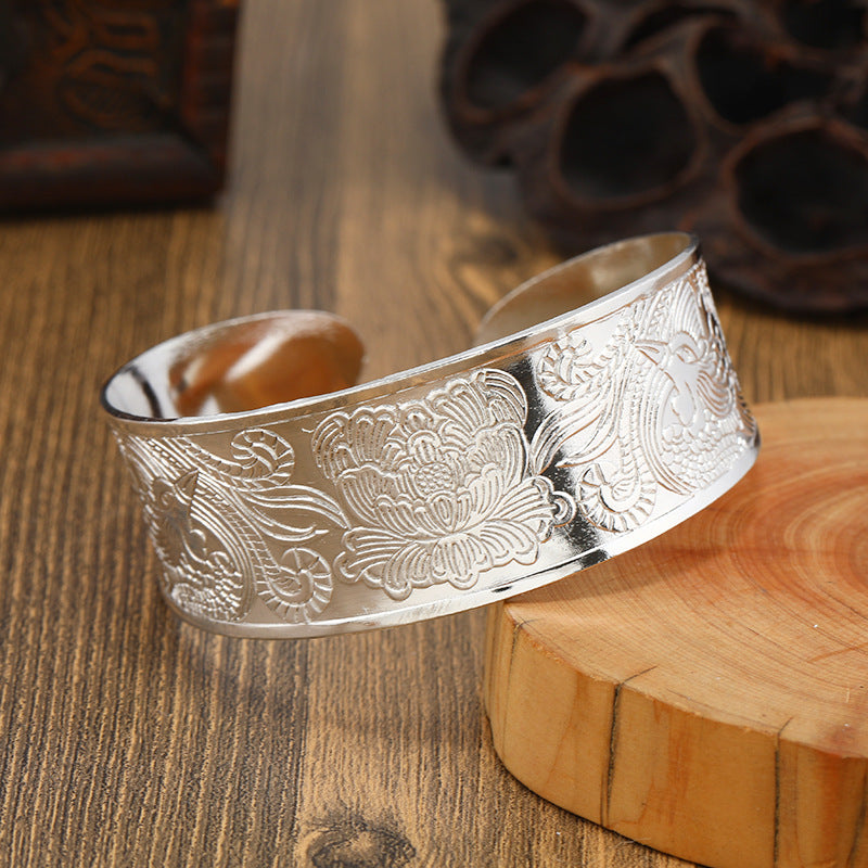 Wholesale Vintage Ethnic Style Miao Silver Bracelet